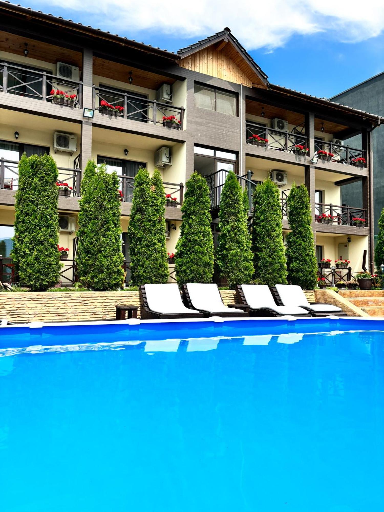 Mustaciosul Dunarii Hotell Ieşelniţa Eksteriør bilde