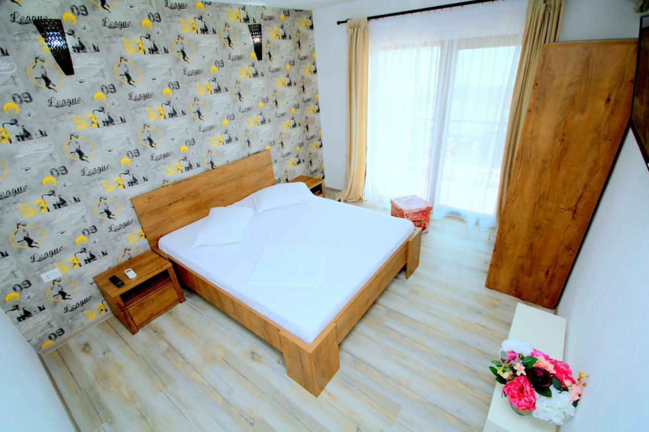 Mustaciosul Dunarii Hotell Ieşelniţa Eksteriør bilde